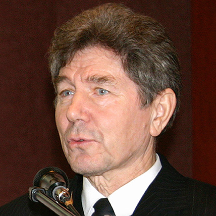 Макаров Валерий Леонидович